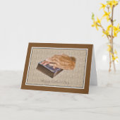 De Kaart van vaderdag met Bijbel en Handen (Gele Bloem)