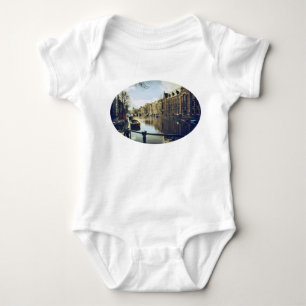 De Kanalen van Amsterdam in de stad Romper