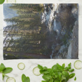 De Kaweah-rivier in het natuurpark Sequoia Theedoek (Gevouwen)