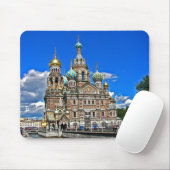 De kerk op het gemorste bloed muismat (Met muis)