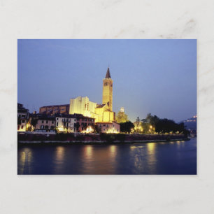 De kerk van Sant'Anastasia in Verona, Italië. Briefkaart