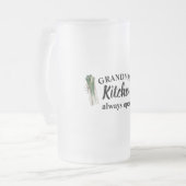 De keuken van de moderne grootmoeder is altijd ope matglas bierpul (Voorkant links)