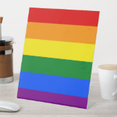 De kleuren van de regenboog reclamebord met voetstuk (Insitu)