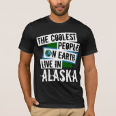 De koelste mensen op aarde leven in Alaska T-shirt (Voorkant)