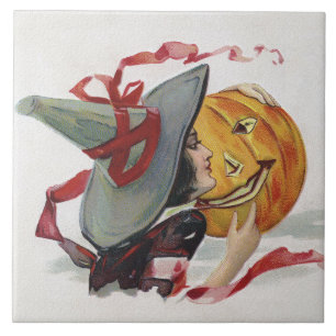 De kus van de heks: een Jack-o-lantaarn met Hallow Tegeltje