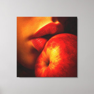De kus van nectarine – een intieme portret canvas afdruk