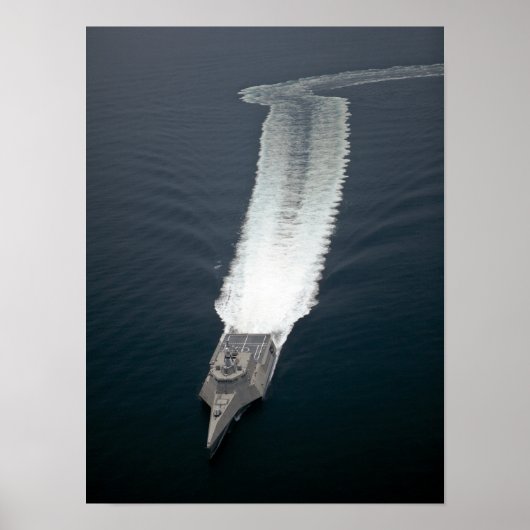 De kustgevechtsschip Independence 2 Poster (Voorkant)