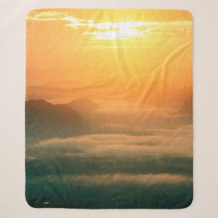 De landschapsfoto, mooie zee mist 's ochtends sherpa deken