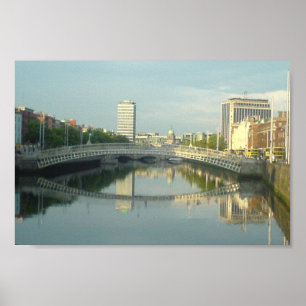 De Liffey in het stadscentrum van Dublin Poster