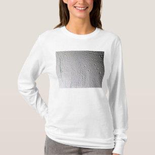 De maan van Saturnus Enceladus 4 T-shirt