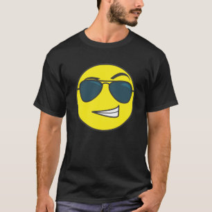 De macho emoticon t-shirt