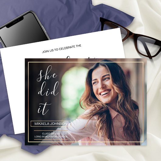 De Mededelingen van de Partij 2023 Afstuderen Foto Aankondiging