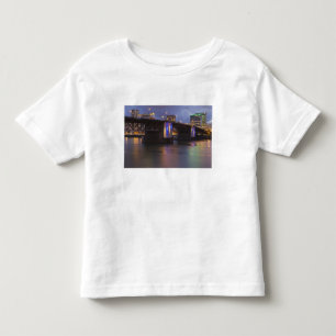 De Morrison-brug over de Willamette-rivier Kinder Shirts