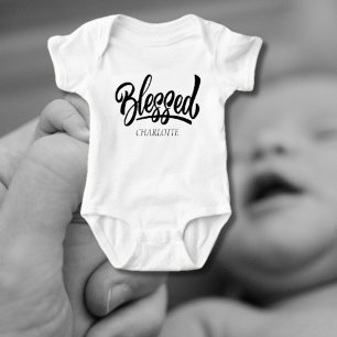 De naam van de gezegende baby romper