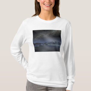 De nachtelijke hemel van een hypothetische buitena t-shirt