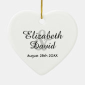 De namen van de bruiloft zijn wit keramisch ornament (Achterkant)