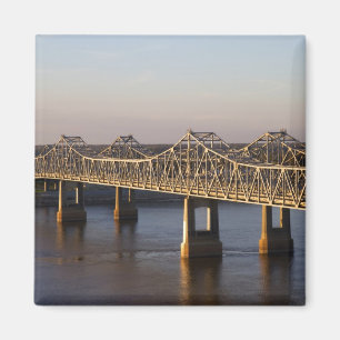 De Natchez-Vidalia-bruggen overspannen de Magneet