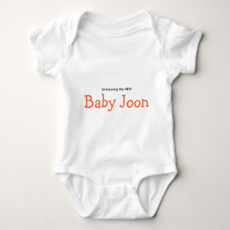 De nieuwe baby Joon Romper