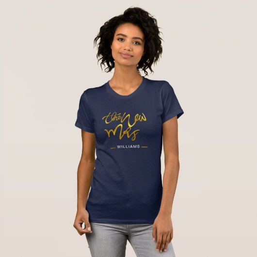De NIEUWE MEVROUW -NAAM TOEVOEGEN- Gouden Calligra T-shirt (Voorkant volledig)