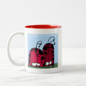 De ongeëvenaarde illusie van de Liefde Ladybug Tweekleurige Koffiemok (Links)