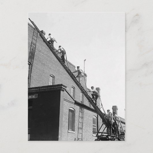 De Opleidingsschool van brandweerlieden, 1920 Briefkaart (Voorkant)