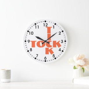 De oranje Tekst van Tock van de Tik van het Grote Klok