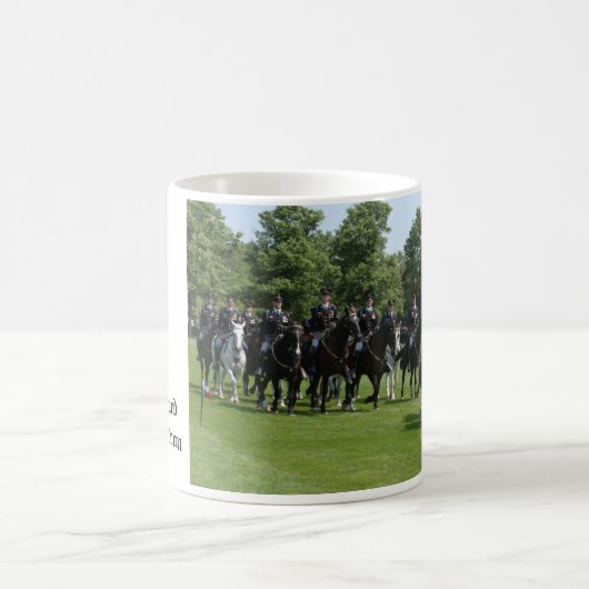 De oude garde Caisson Platoon Koffiemok (Center)