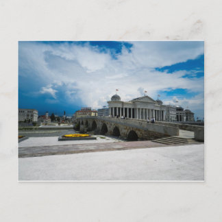 De oude stenen brug in Skopje, Macedonië Briefkaart