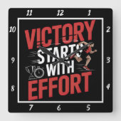 De overwinning begint bij de Effort Runner Vierkante Klok (Voorkant)