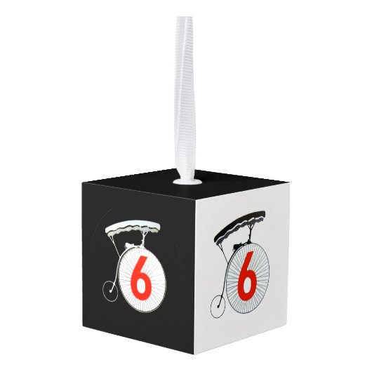 De penningkaart kubus ornament (Achter hoekig)