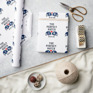 De perfecte match Football bruiloft monogram Cadeaupapier
