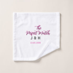 De perfecte match roze zwart naam datum trouwkoppe washandje