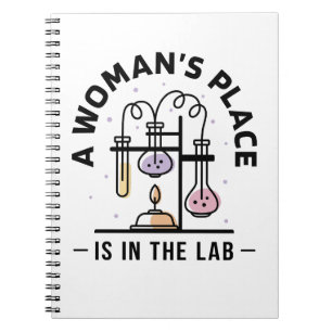 De plaats van een vrouw is in het lab - STEM-kunst Notitieboek