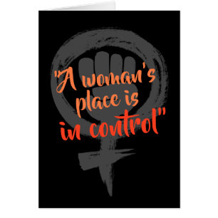 De plaats van een vrouw is op de CONTROL-kaart - z