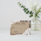De Placement Bois et dentelle Rustique Mariage campagnard Carte (Debout devant)