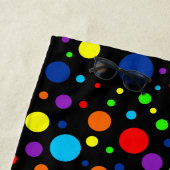De Plage Black Rainbow Spots Beach Serviette (En situation)