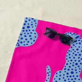 De Plage Rose & Bleu Moderne Jungle Cheetah Beach Serviette (En situation)