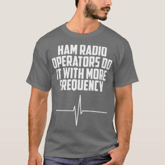 De radio van het am exploitanten doen het met meer t-shirt