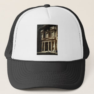 De Schatkist, Petra Trucker Pet