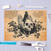 De schedel met vleugels en kraai met bloemen tissuepapier (Craft)