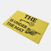 De sleutel is onder de Mat Welcome Mat (Schuin)