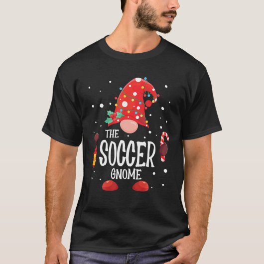 De Soccer Gnome Matching Family Kerstgnome P T-shirt (Voorkant)