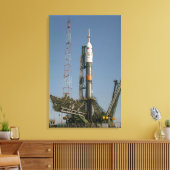 De Soyuz-raket kort na aankomst Canvas Afdruk (Insitu (Woonkamer))
