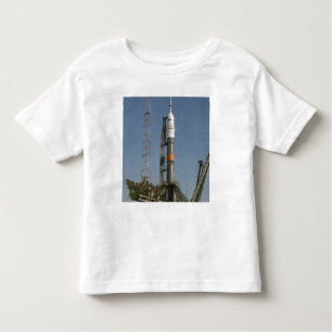 De Soyuz-raket kort na aankomst Kinder Shirts