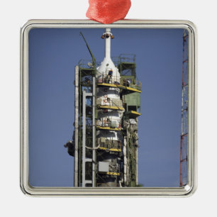 De Soyuz-raket wordt in positie gebracht Metalen Ornament