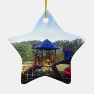 De Speelplaats van het park Keramisch Ornament