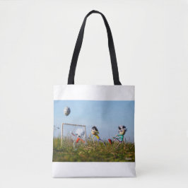 De speelse Fubby's die voetbal spelen. Tote-Bag Draagtas
