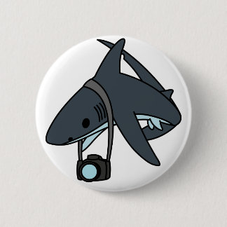 De staalhaai ronde button 5,7 cm