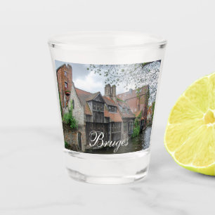De stad Brugge in België Shot Glas