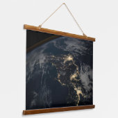 De stad licht 's nachts in Japan. Hangend Wandkleed (Gebogen)